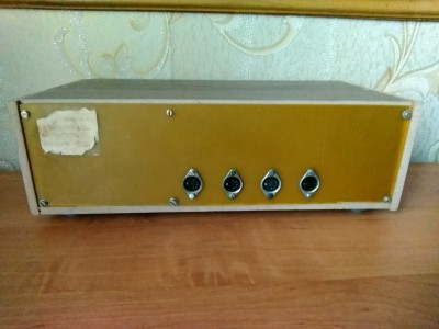 Задняя панель